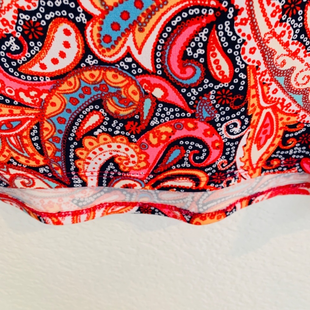 Chico's Paisley Shirt Chicos Size 1 = US Medium Stretchy Slinky Keyhole Back - Picture 8 of 13